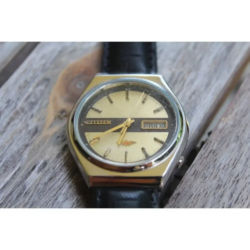 Vintage 1978 Citizen Automatic Mens Silver Watch W/daydate & Gold accents